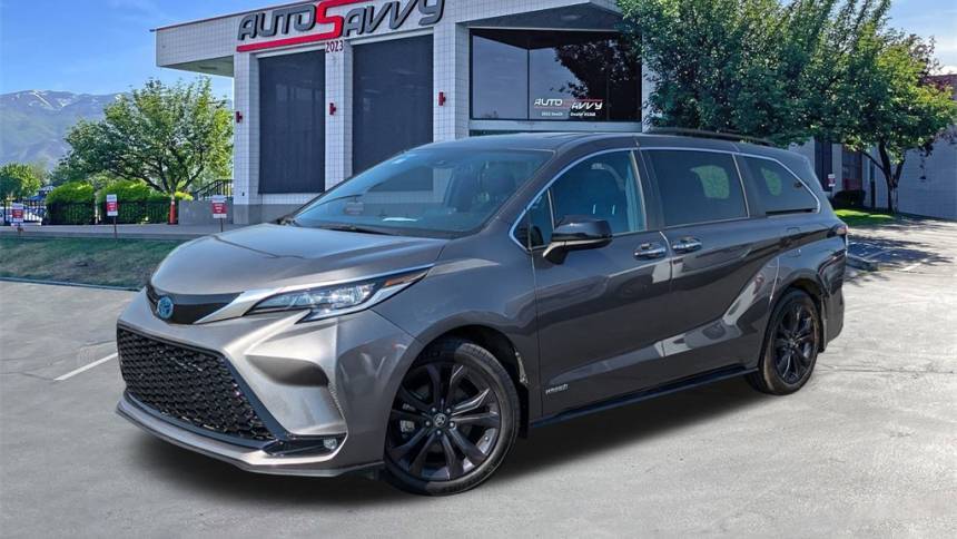 2021 Toyota Sienna XSE — Minivan — 5,903 mi — Windsor, CO