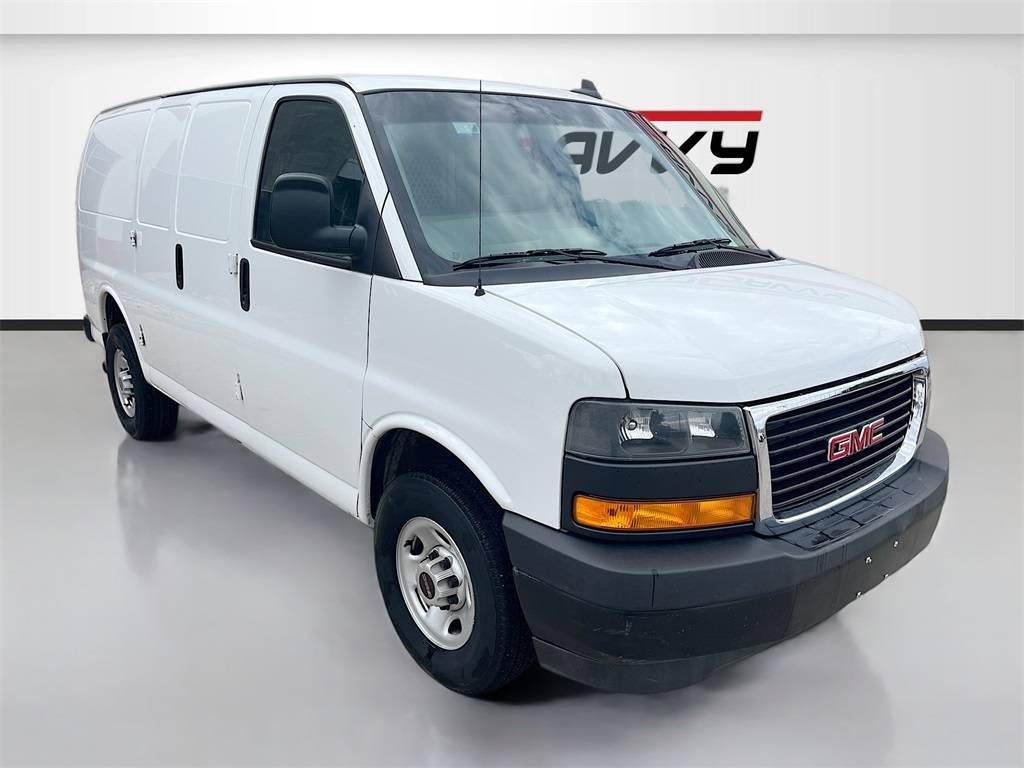 2024 GMC Savana Cargo Van Base — Cargo Van — 11,334 mi — Windsor, CO