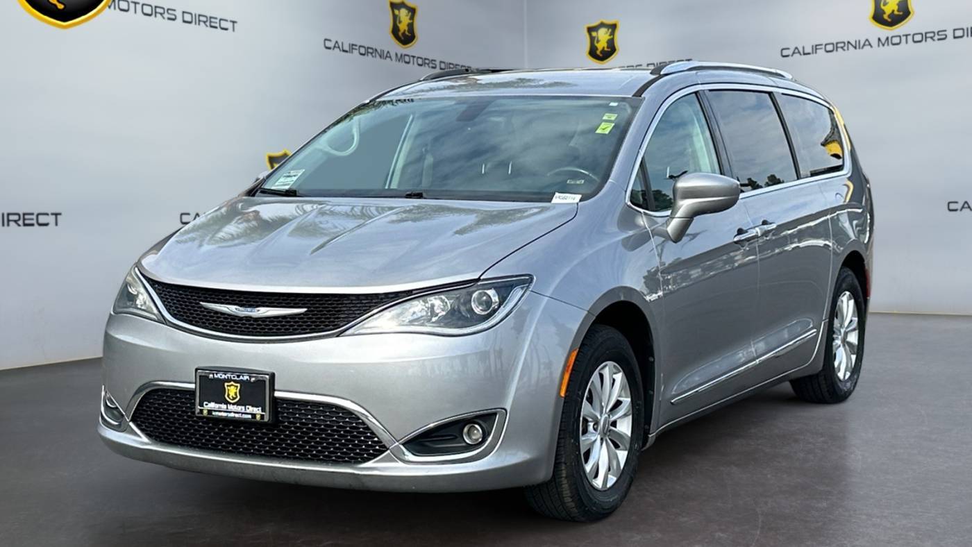 2019 Chrysler Pacifica Touring L — Minivan — 79,627 mi — Montclair, CA