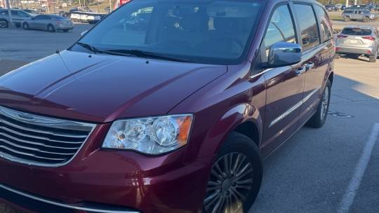 2013 Chrysler Town & Country Touring-L — Minivan — 56,104 mi — Alcoa, TN