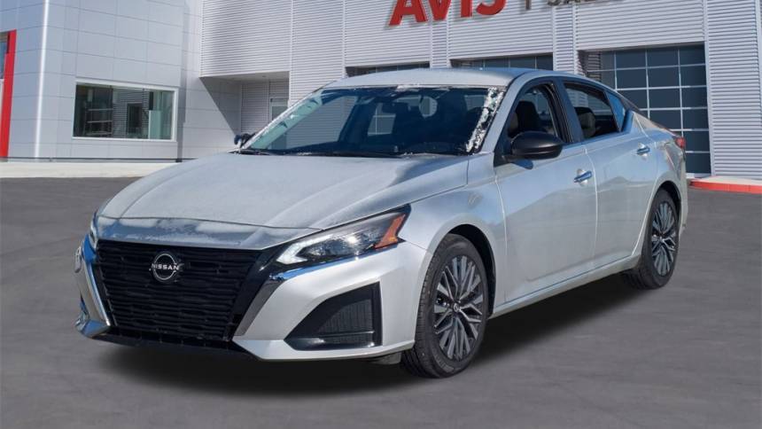 2024 Nissan Altima SV — Sedan — 31,402 mi — Alcoa, TN