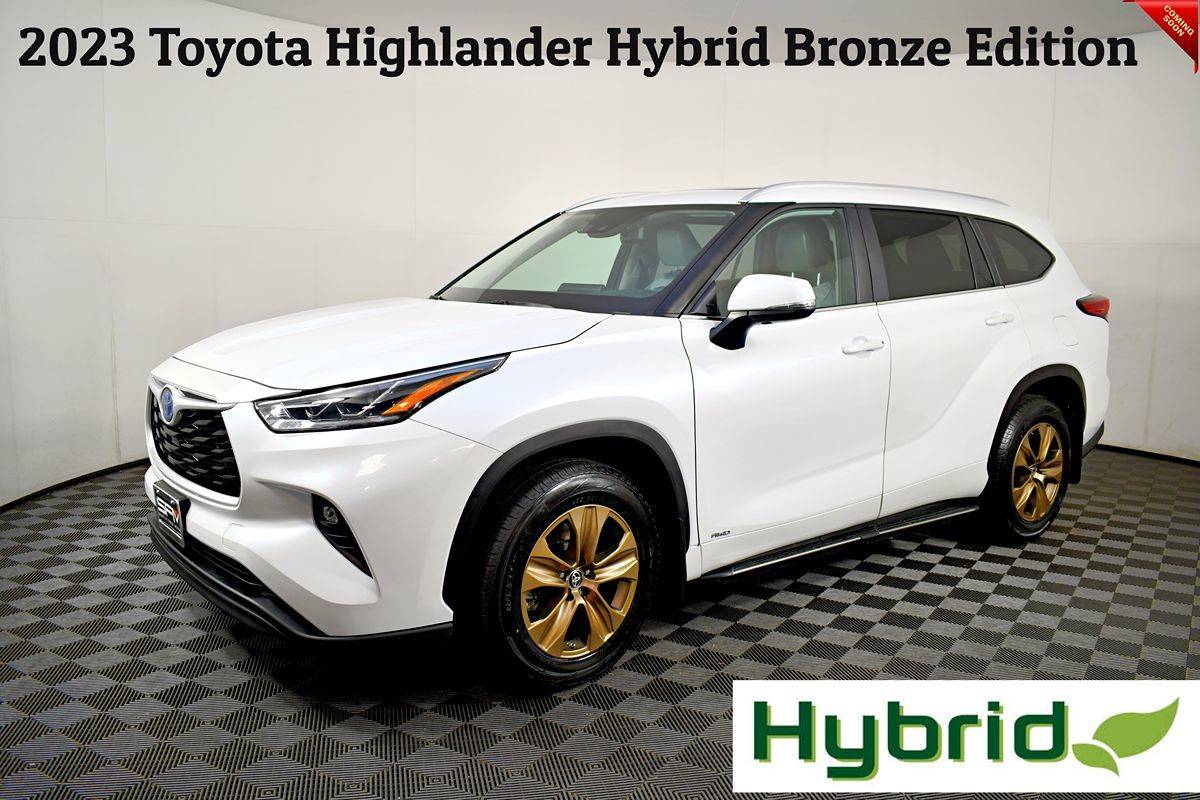 2023 Toyota Highlander Hybrid Bronze Edition — SUV — 45,940 mi — Lynnwood, WA