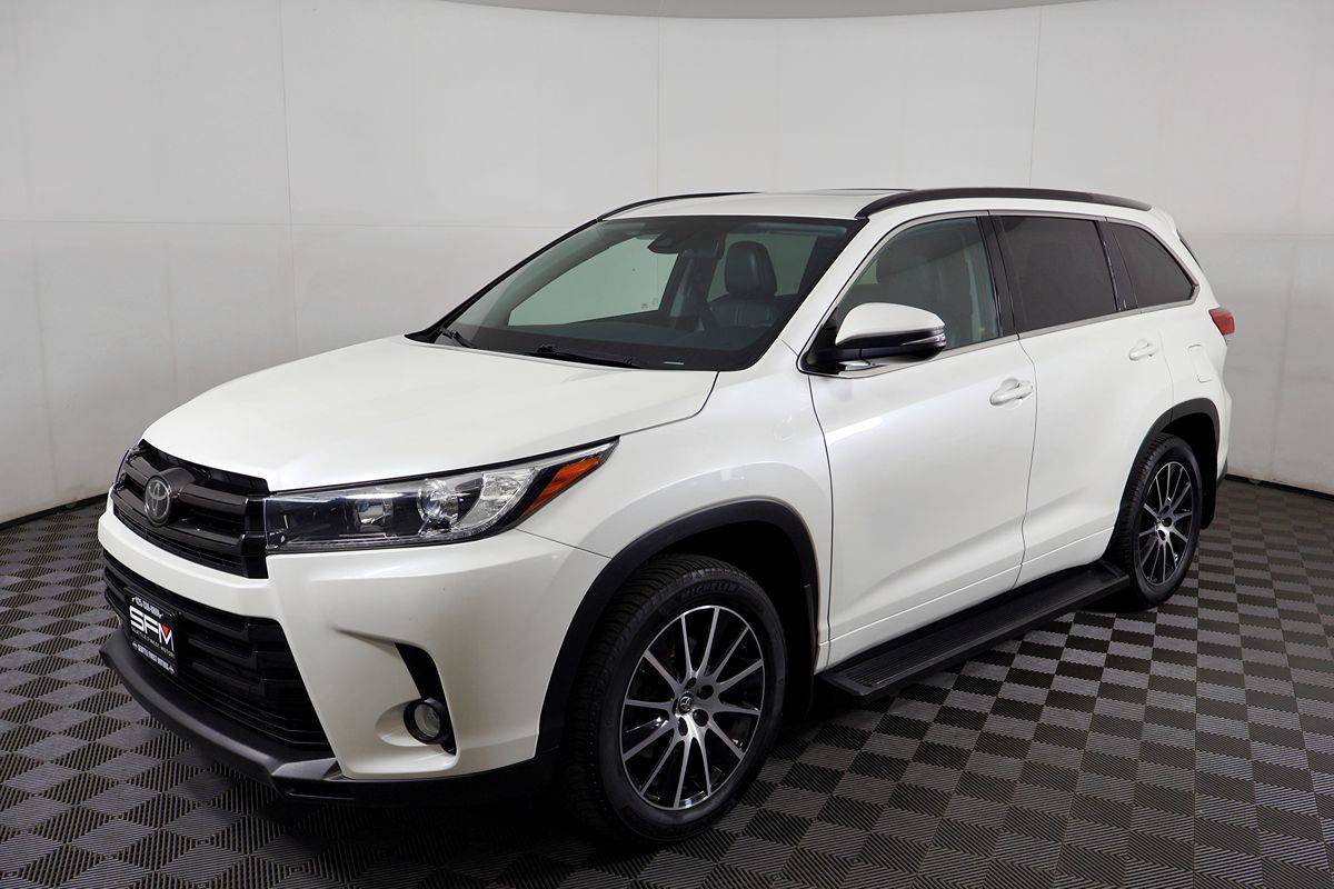 2018 Toyota Highlander XLE — SUV — 76,954 mi — Lynnwood, WA