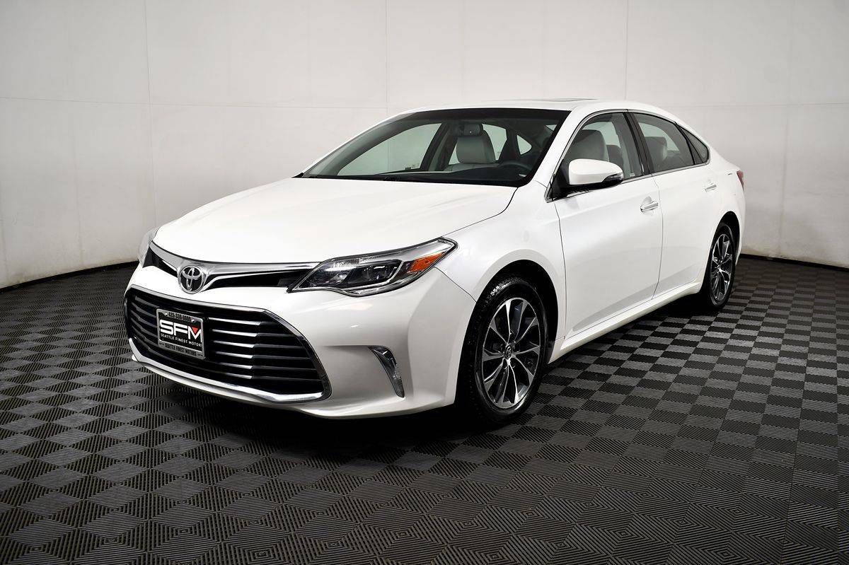 2016 Toyota Avalon XLE Premium — Sedan — 57,966 mi — Lynnwood, WA