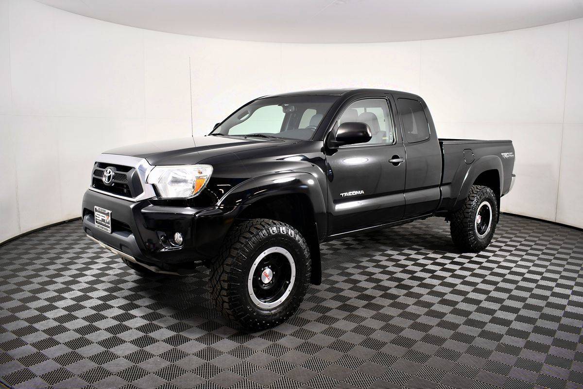 2013 Toyota Tacoma Base — Pickup Truck — 83,092 mi — Lynnwood, WA
