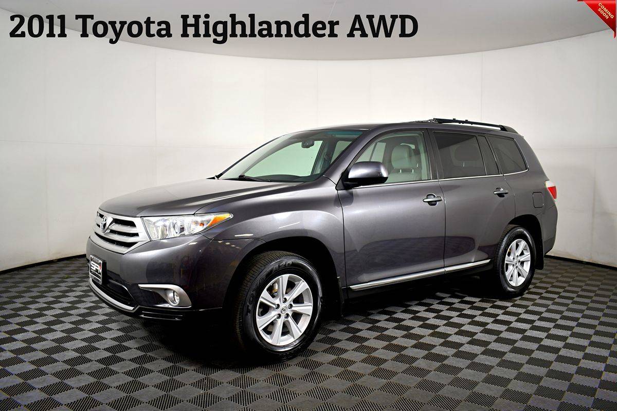 2011 Toyota Highlander Highlander V6 — SUV — 97,974 mi — Lynnwood, WA