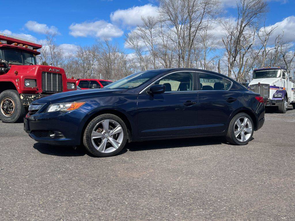 2013 Acura ILX Premium Package — Sedan — 104,092 mi — Schwenksville, PA