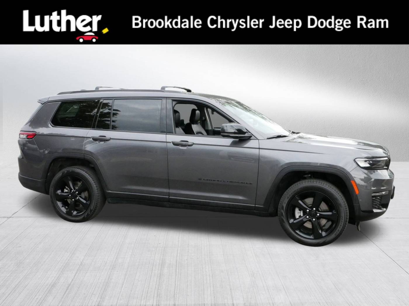 2023 Jeep Grand Cherokee Limited — SUV — 27,451 mi — Brooklyn Park, MN