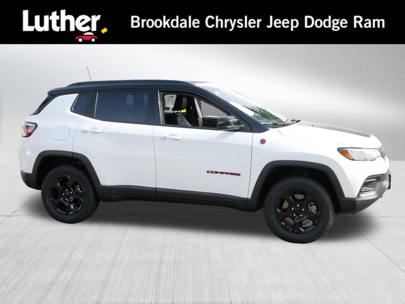 2023 Jeep Compass Trailhawk — SUV — 21,817 mi — Brooklyn Park, MN