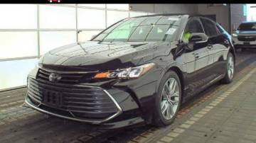2019 Toyota Avalon XLE — Sedan — 44,299 mi — Brooklyn Park, MN