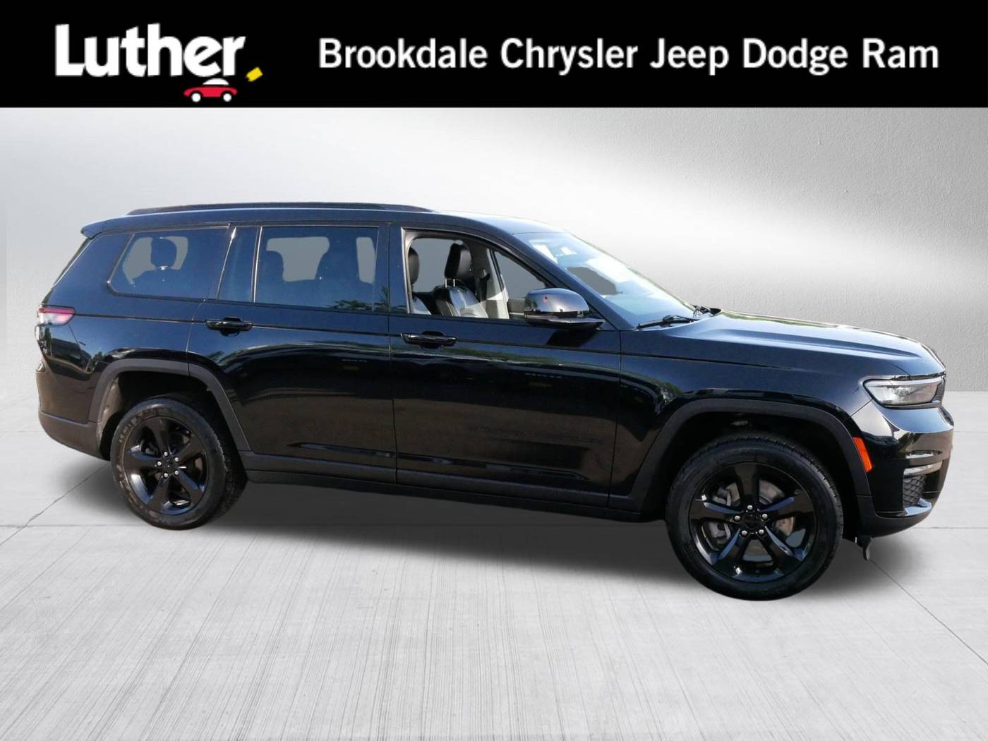 2022 Jeep Grand Cherokee Limited — SUV — 31,250 mi — Brooklyn Park, MN