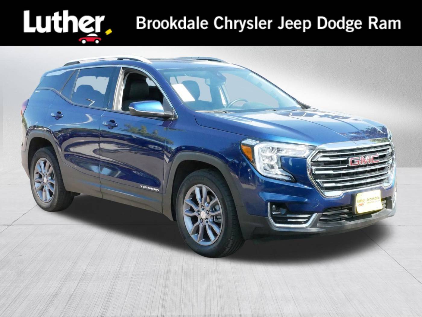 2023 GMC Terrain SLT — SUV — 31,975 mi — Brooklyn Park, MN