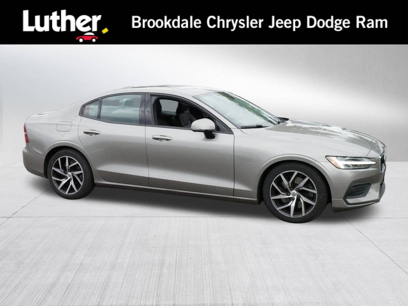 2019 Volvo S60 Momentum — Sedan — 43,241 mi — Brooklyn Park, MN