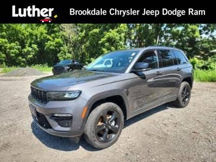 2022 Jeep Grand Cherokee Limited — SUV — 45,065 mi — Brooklyn Park, MN