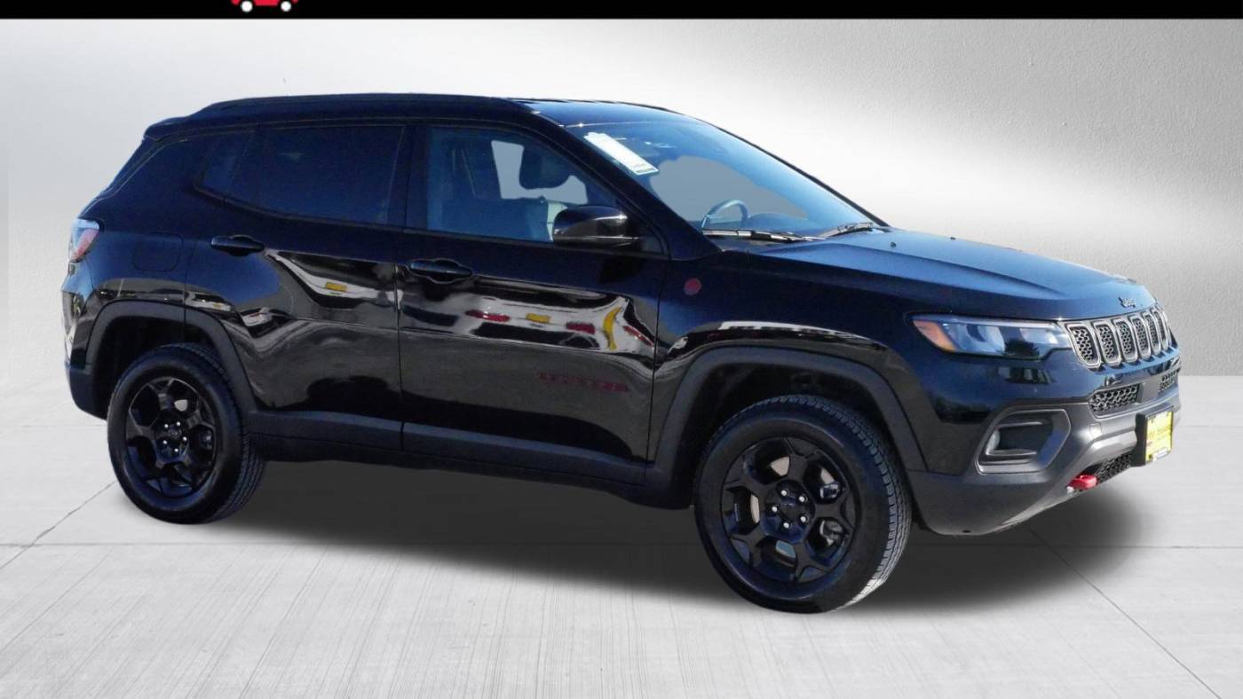 2024 Jeep Compass Trailhawk — SUV — 13,668 mi — Brooklyn Park, MN