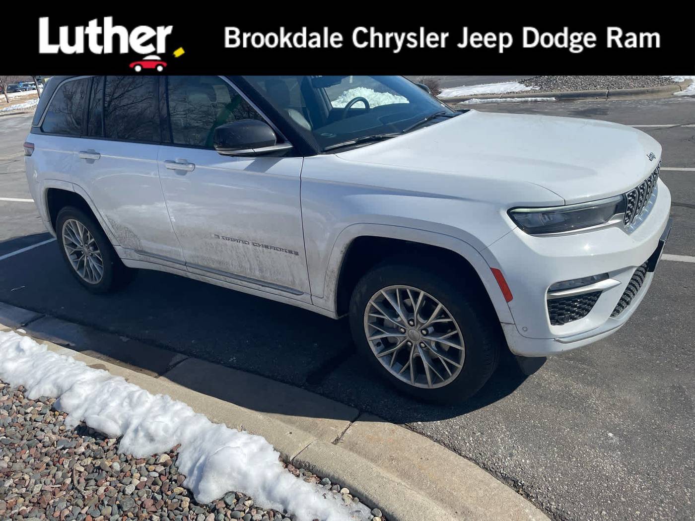 2022 Jeep Grand Cherokee Summit — SUV — 21,263 mi — Brooklyn Park, MN