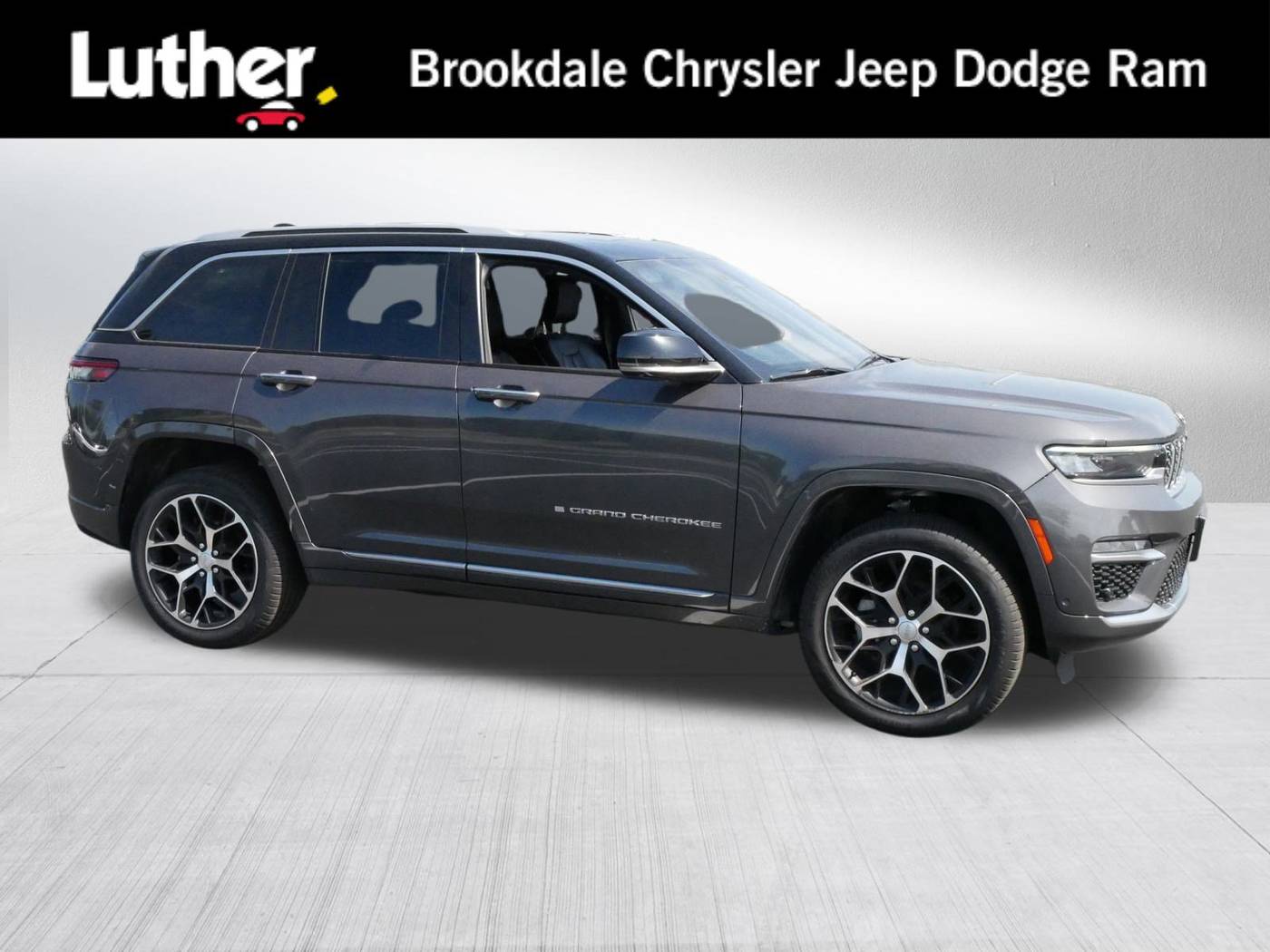 2022 Jeep Grand Cherokee Summit Reserve — SUV — 47,147 mi — Brooklyn Park, MN