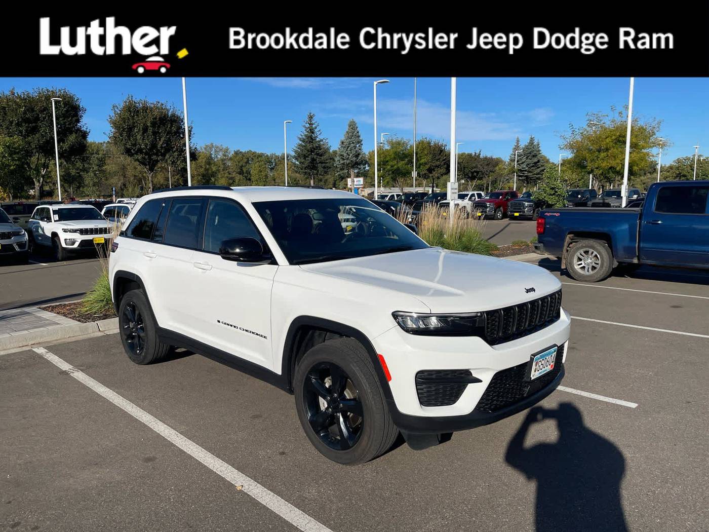 2023 Jeep Grand Cherokee Altitude — SUV — 27,024 mi — Brooklyn Park, MN
