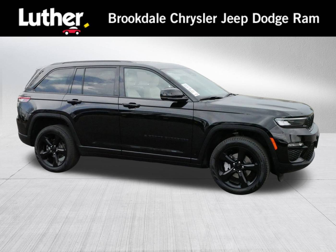 2023 Jeep Grand Cherokee Limited — SUV — 18,777 mi — Brooklyn Park, MN