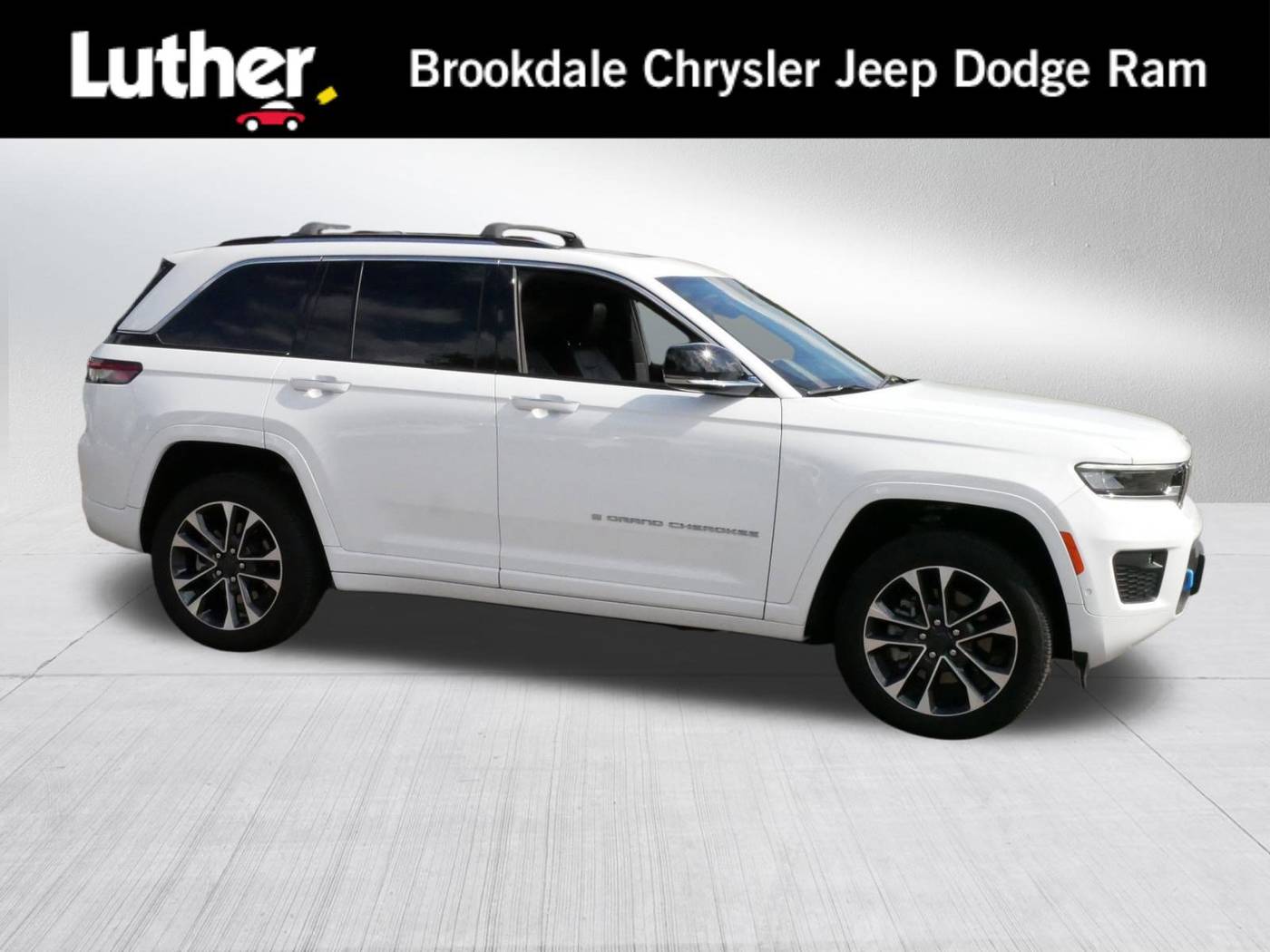 2023 Jeep Grand Cherokee Overland 4xe — SUV — 8,687 mi — Brooklyn Park, MN