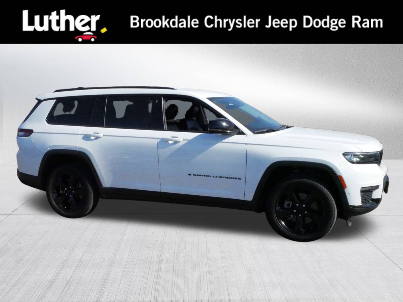 2022 Jeep Grand Cherokee Limited — SUV — 29,250 mi — Brooklyn Park, MN