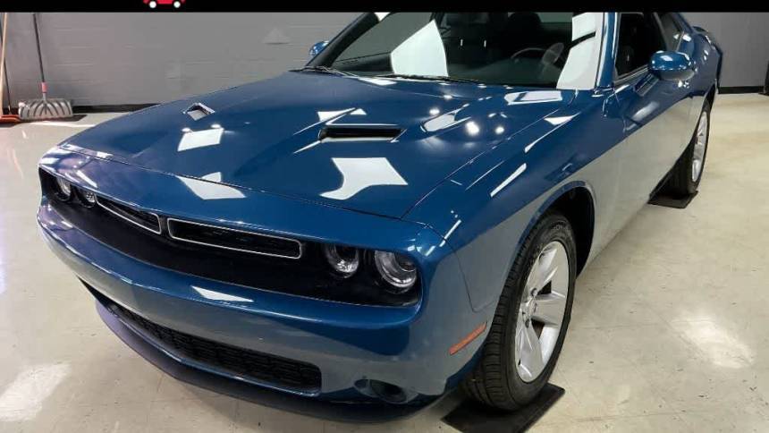 2023 Dodge Challenger SXT — Coupe — 34,152 mi — Brooklyn Park, MN