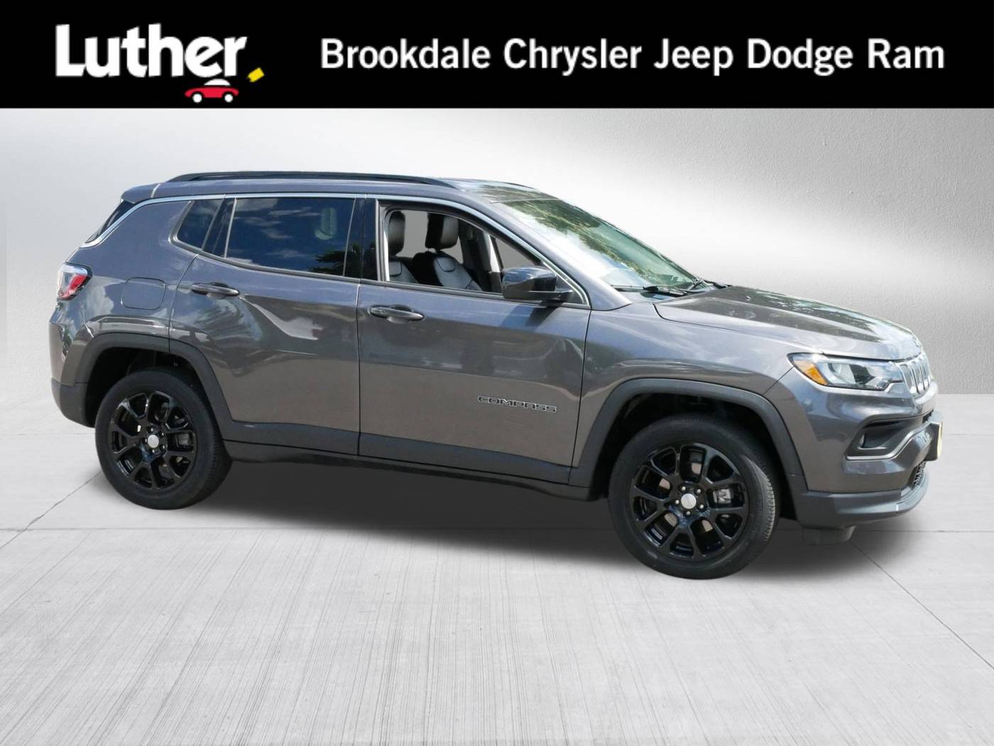 2022 Jeep Compass Latitude Lux — SUV — 28,542 mi — Brooklyn Park, MN