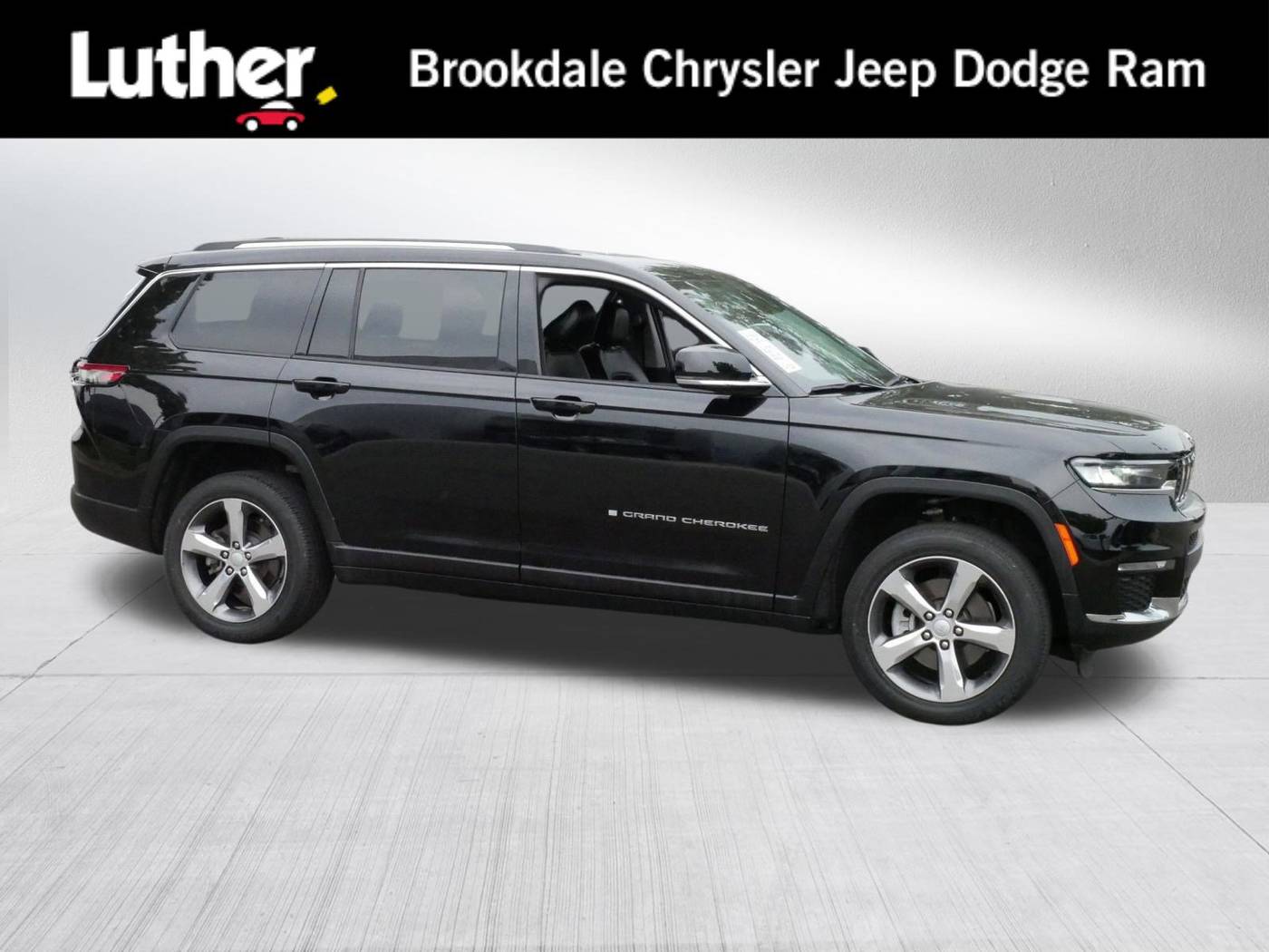 2022 Jeep Grand Cherokee Limited — SUV — 32,410 mi — Brooklyn Park, MN