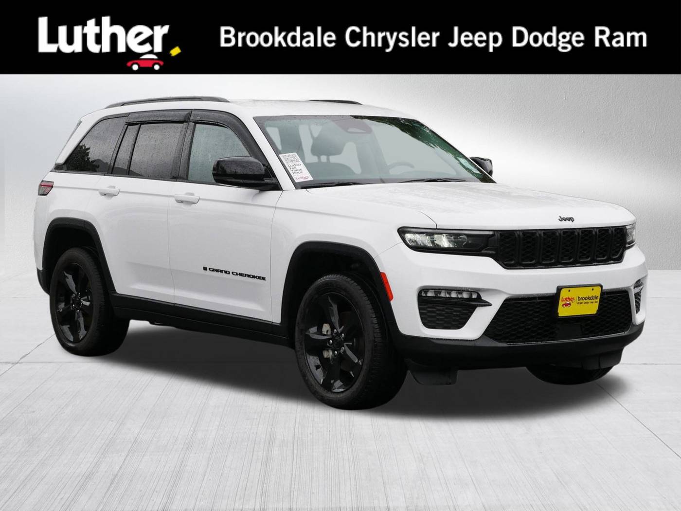 2023 Jeep Grand Cherokee Limited — SUV — 27,611 mi — Brooklyn Park, MN