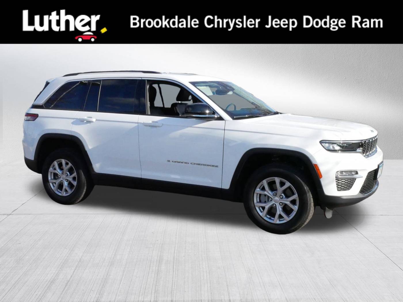 2023 Jeep Grand Cherokee Limited — SUV — 28,432 mi — Brooklyn Park, MN