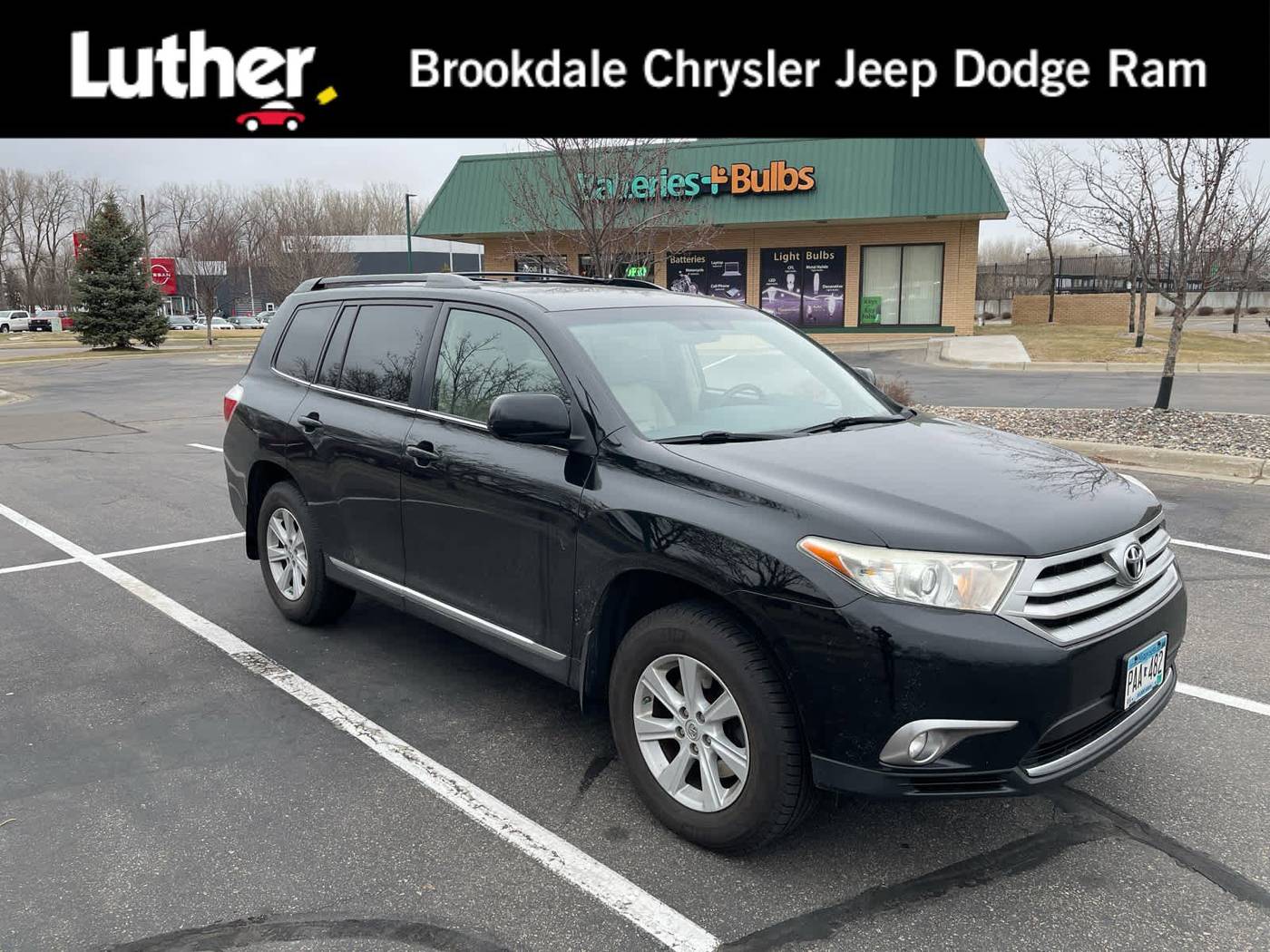 2013 Toyota Highlander SE V6 — SUV — 109,981 mi — Brooklyn Park, MN
