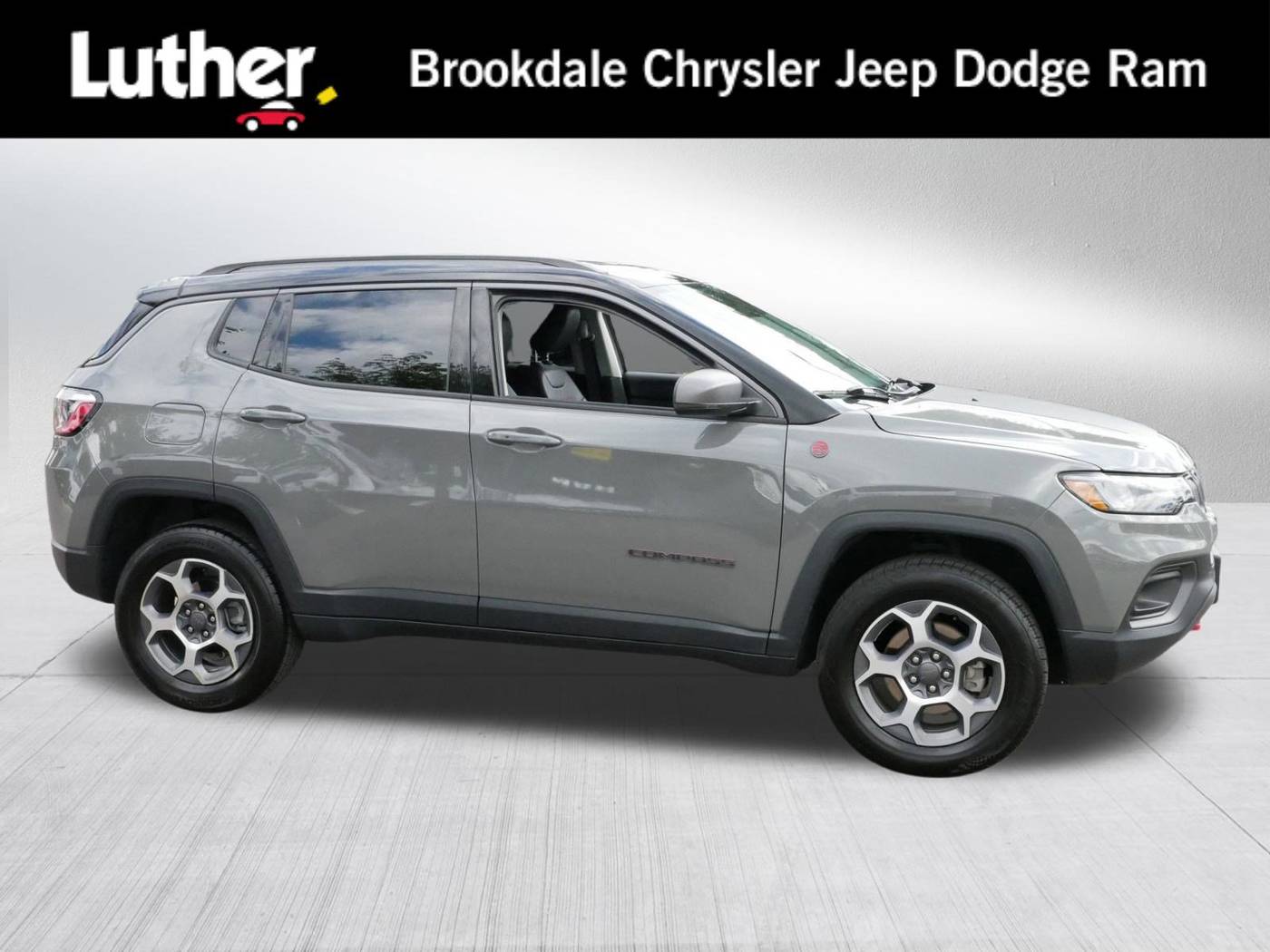 2022 Jeep Compass Trailhawk — SUV — 28,018 mi — Brooklyn Park, MN