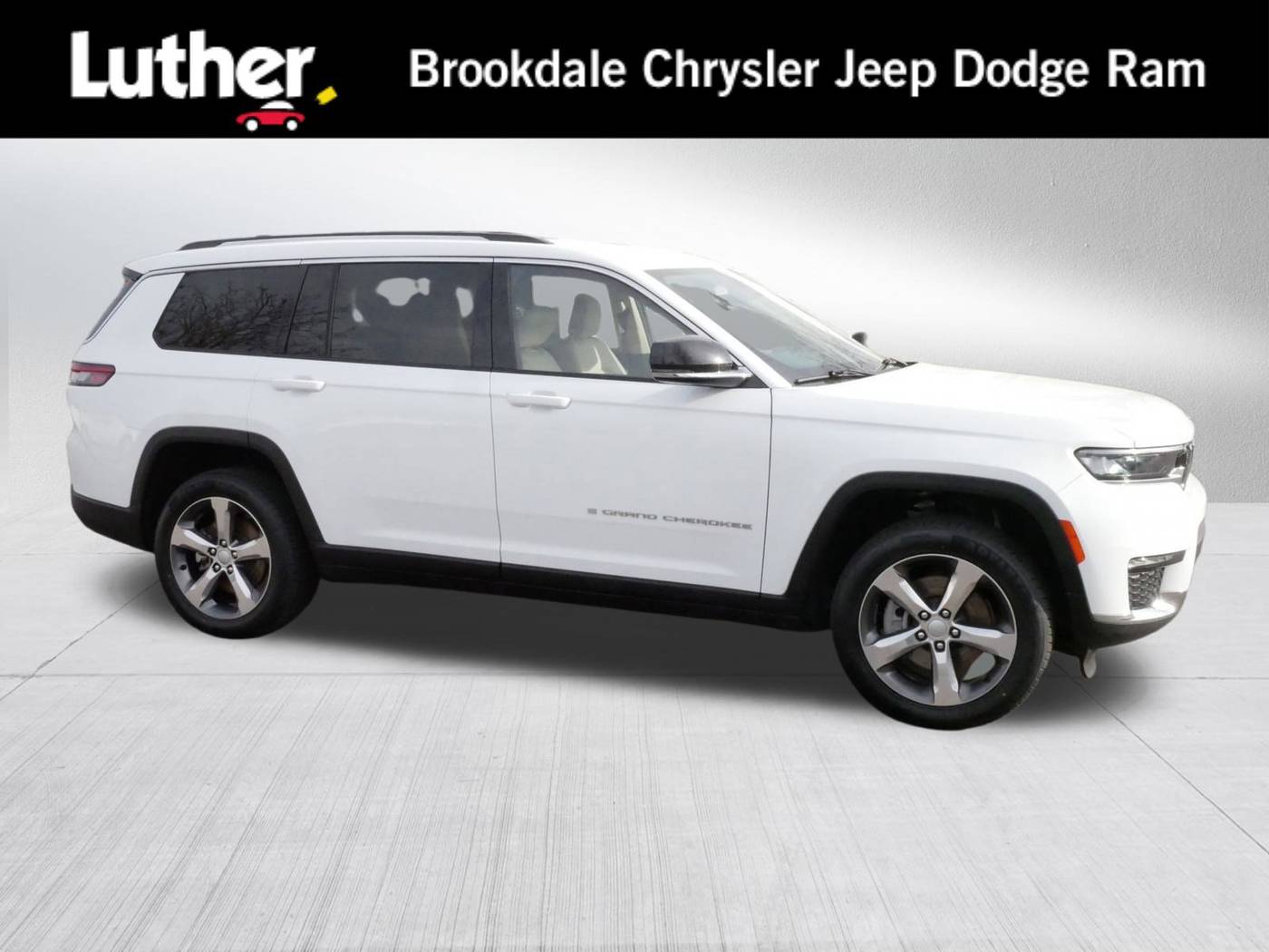 2022 Jeep Grand Cherokee Limited — SUV — 32,154 mi — Brooklyn Park, MN