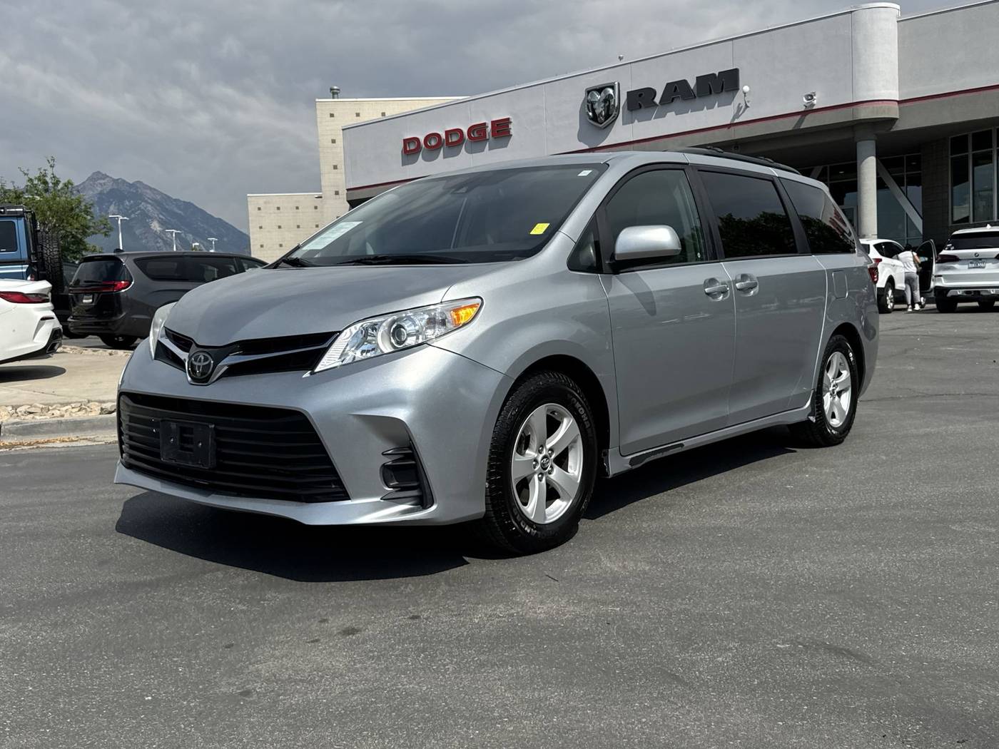 2019 Toyota Sienna LE — Minivan — 96,266 mi — Sandy, UT