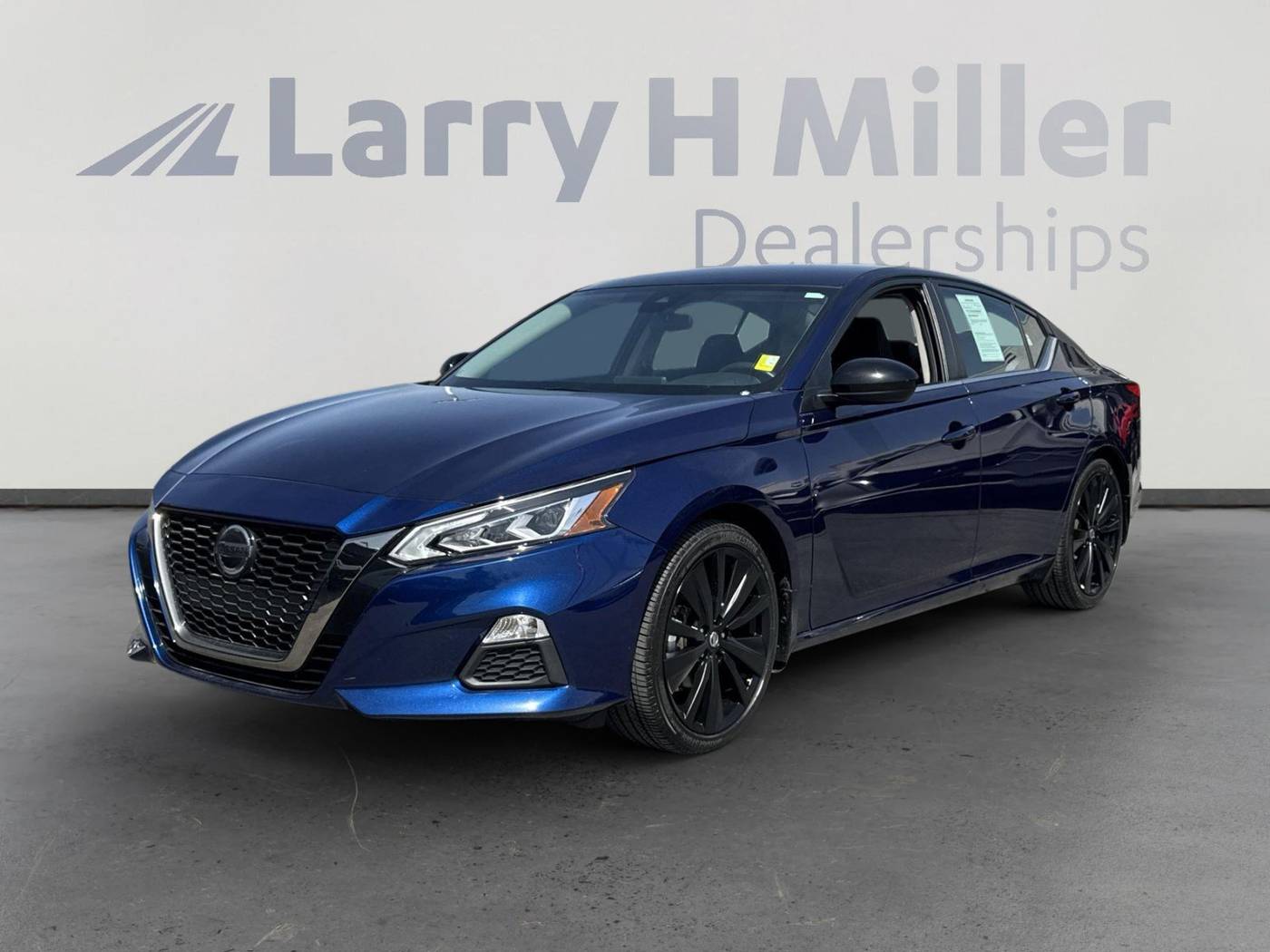 2022 Nissan Altima SR — Sedan — 9,743 mi — Sandy, UT
