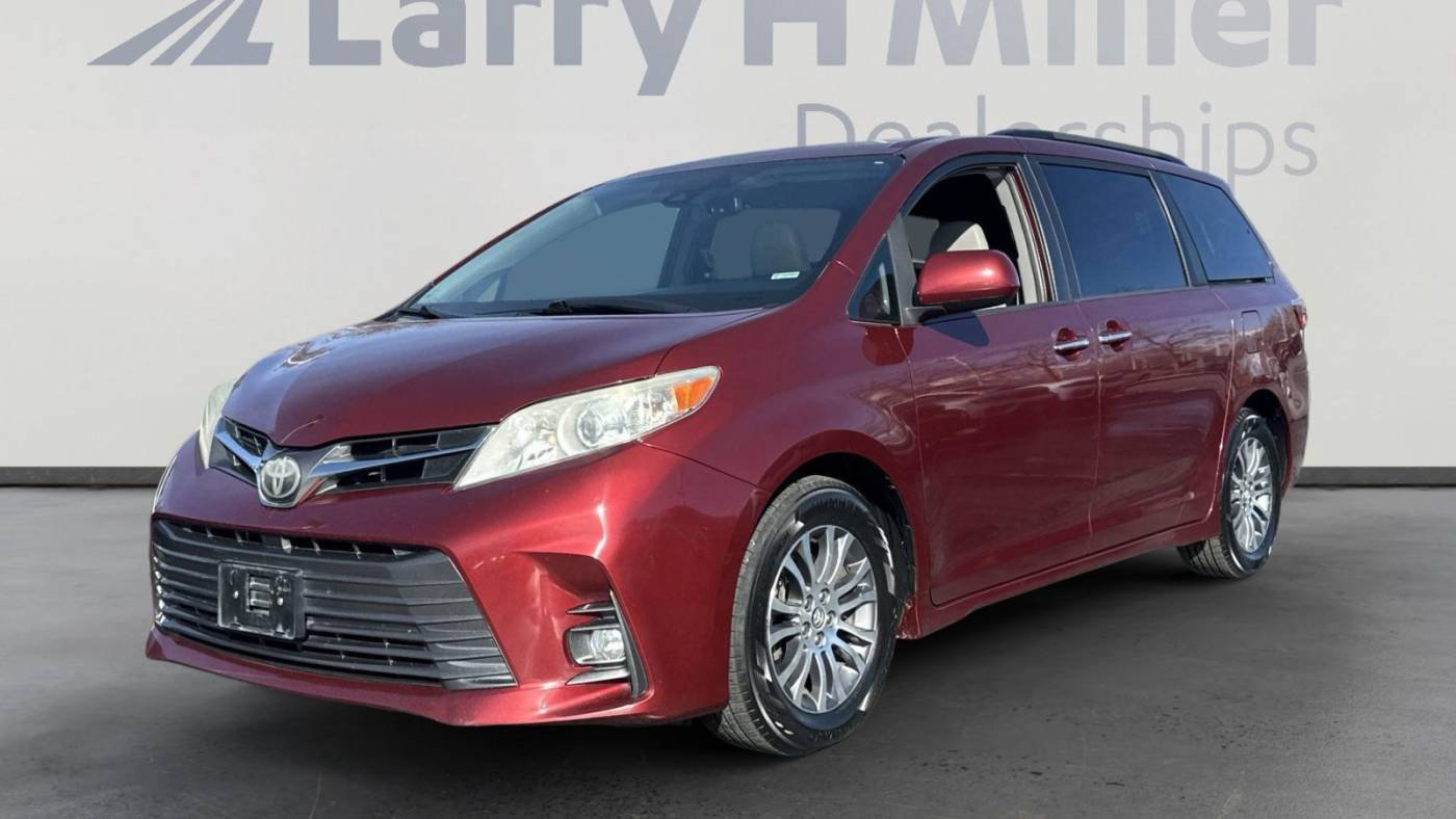 2018 Toyota Sienna XLE — Minivan — 62,782 mi — Sandy, UT