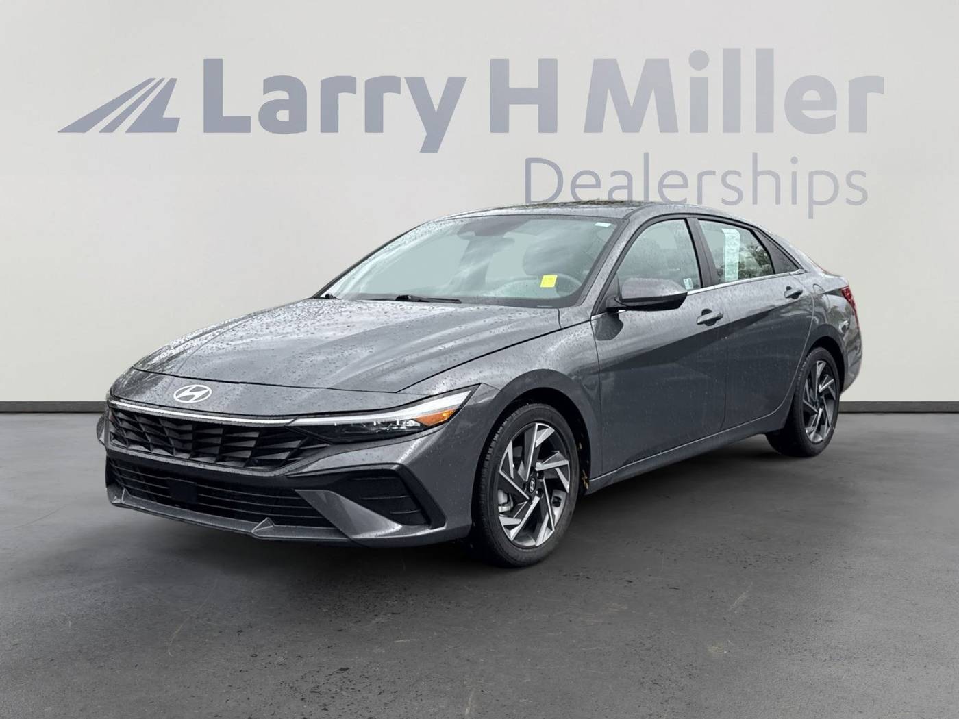 2024 Hyundai Elantra SEL — Sedan — 9,627 mi — Sandy, UT