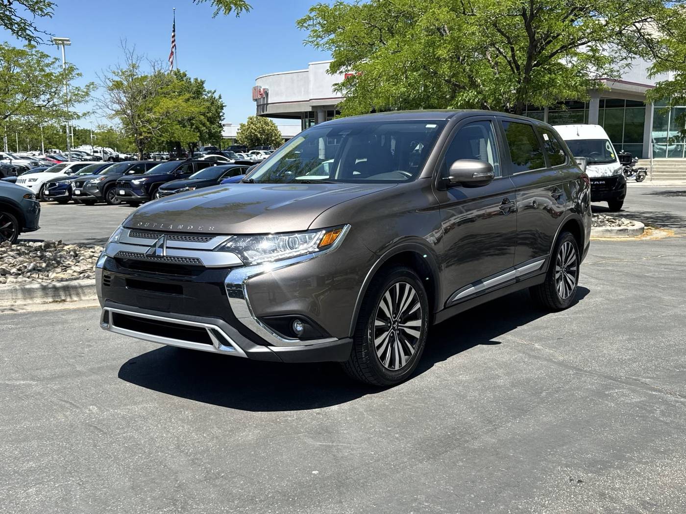 2020 Mitsubishi Outlander SE — SUV — 43,261 mi — Sandy, UT