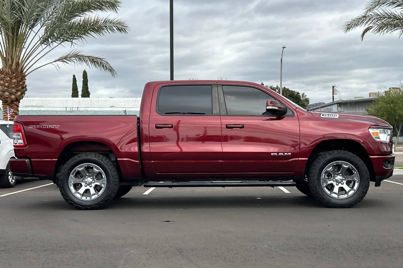 Thumbnail 3