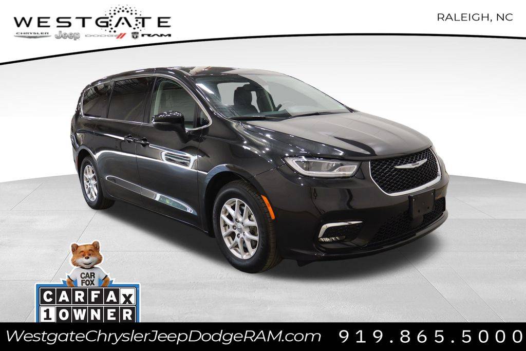 2023 Chrysler Pacifica Touring L — Minivan — 59,512 mi — Raleigh, NC