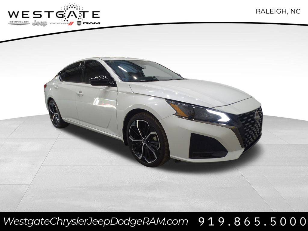 2023 Nissan Altima SR — Sedan — 14,494 mi — Raleigh, NC