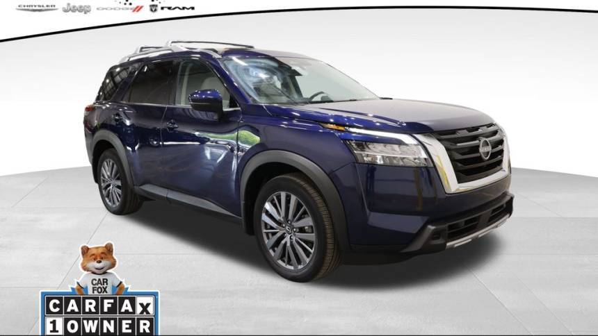 2023 Nissan Pathfinder SL
