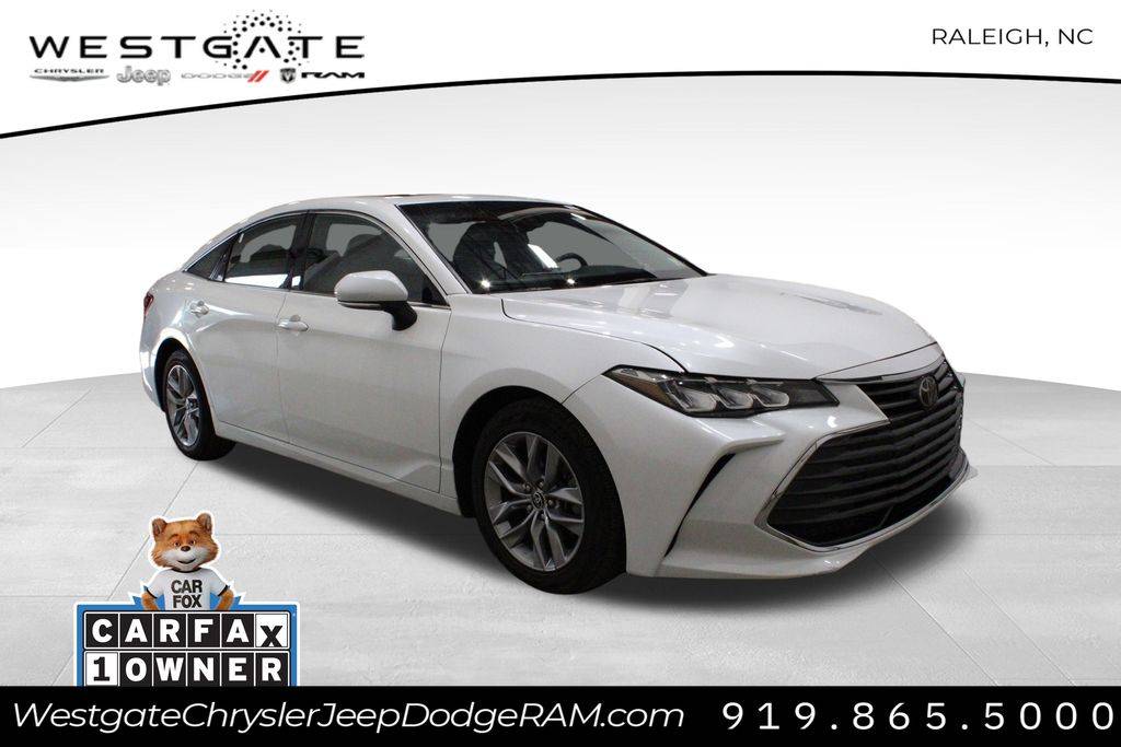 2022 Toyota Avalon XLE — Sedan — 25,108 mi — Raleigh, NC