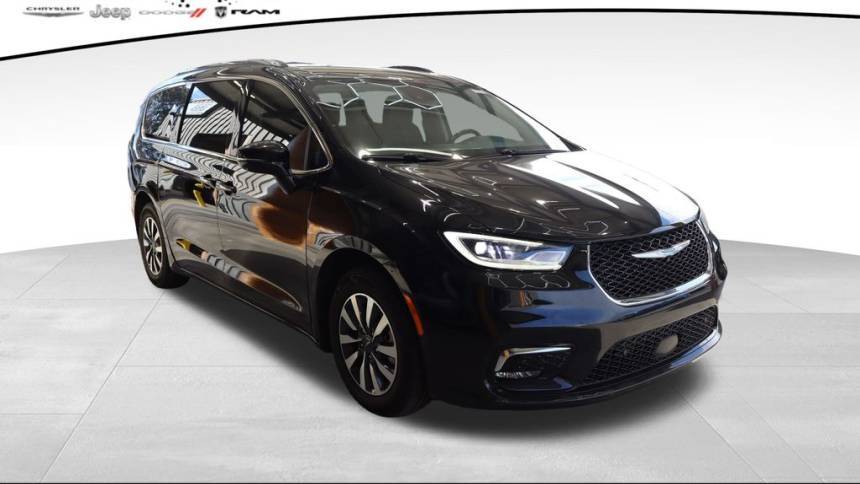 2021 Chrysler Pacifica Hybrid Touring L — Minivan — 77,279 mi — Raleigh, NC
