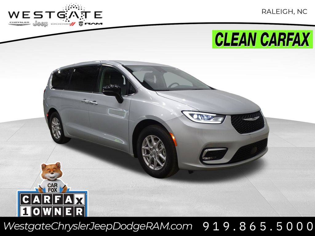 2024 Chrysler Pacifica Touring L — Minivan — 33,920 mi — Raleigh, NC