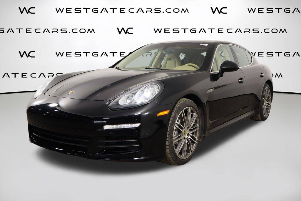 2016 Porsche Panamera S