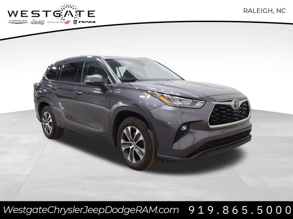 2020 Toyota Highlander XLE — SUV — 62,386 mi — Raleigh, NC