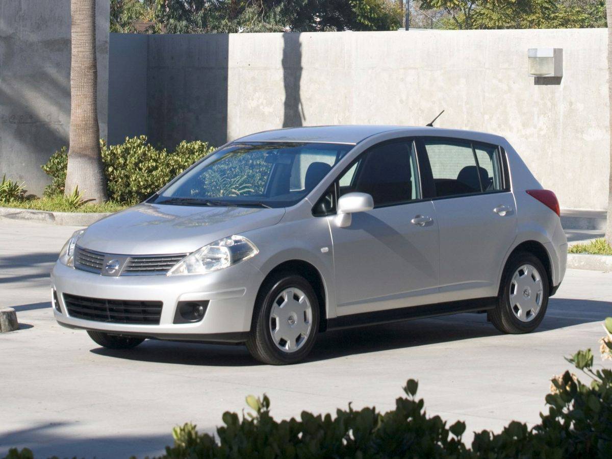 2010 Nissan Versa 1.8 S — Hatchback — 200,646 mi — Raleigh, NC