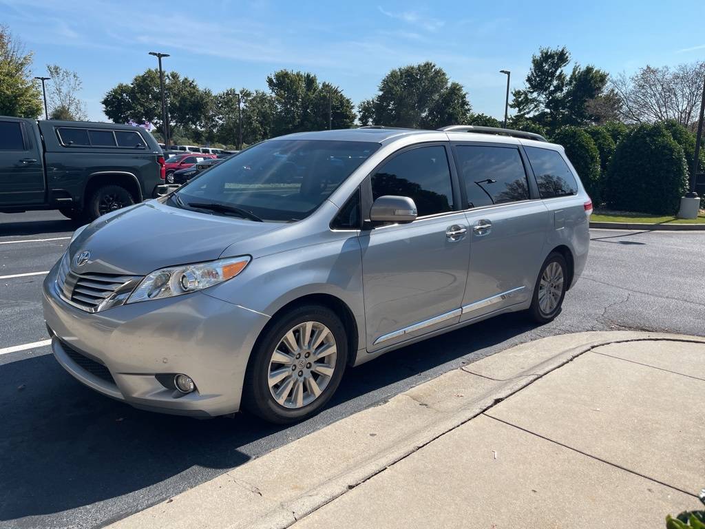 2014 Toyota Sienna XLE — Minivan — 189,335 mi — Dawsonville, GA
