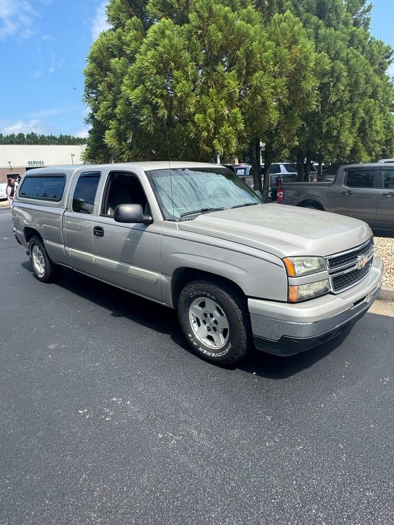 2006 Chevrolet Silverado 1500 LT — Pickup Truck — 303,774 mi — Dawsonville, GA